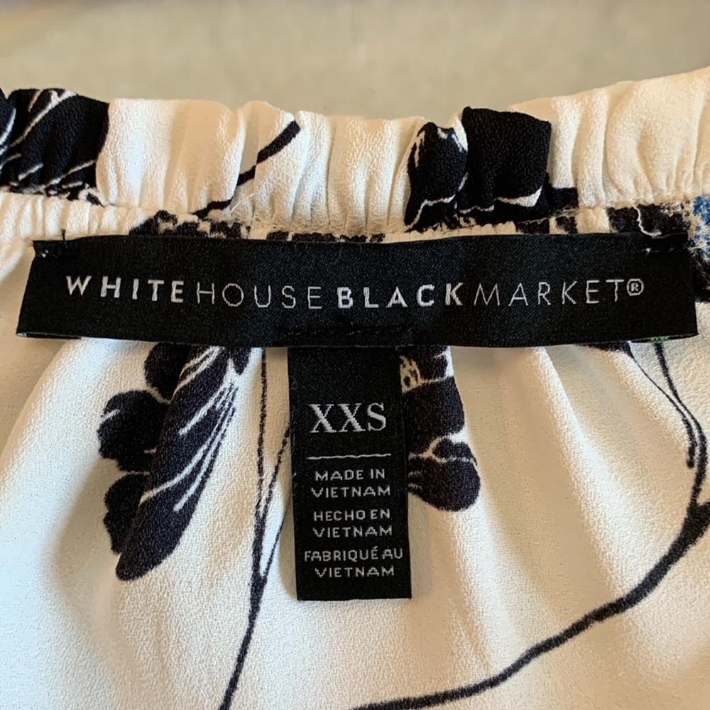 White House Black Market long sleeve floral top Size XXS - Picture 6 of 16